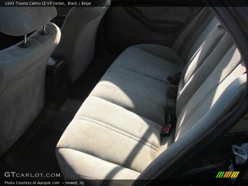 Black / Beige 1993 Toyota Camry LE V6 Sedan
