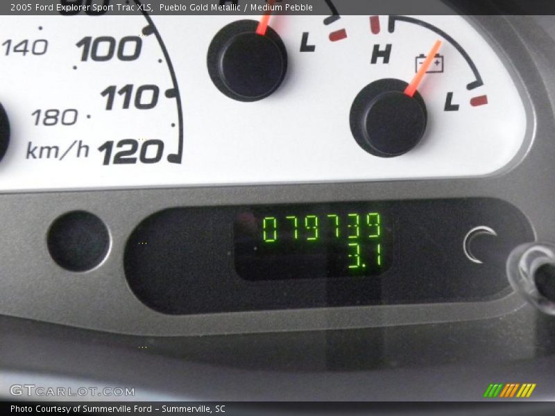 Pueblo Gold Metallic / Medium Pebble 2005 Ford Explorer Sport Trac XLS