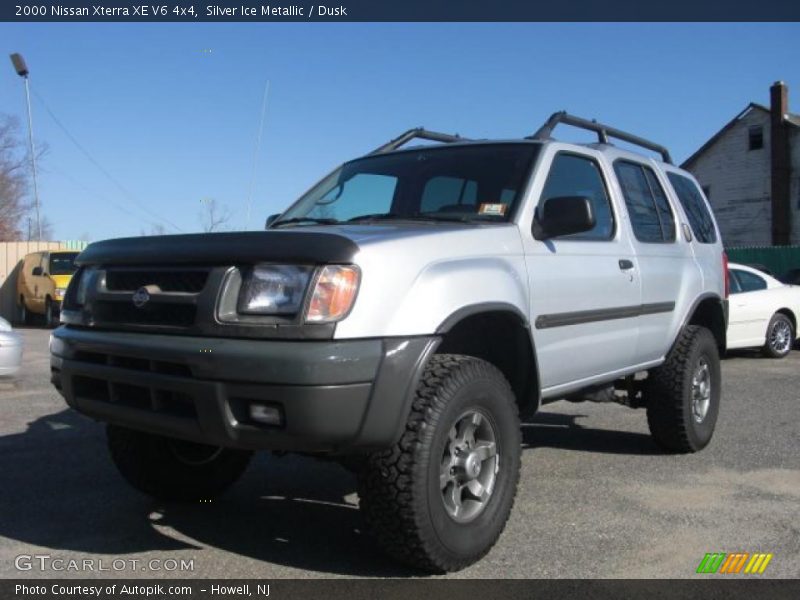 Silver Ice Metallic / Dusk 2000 Nissan Xterra XE V6 4x4