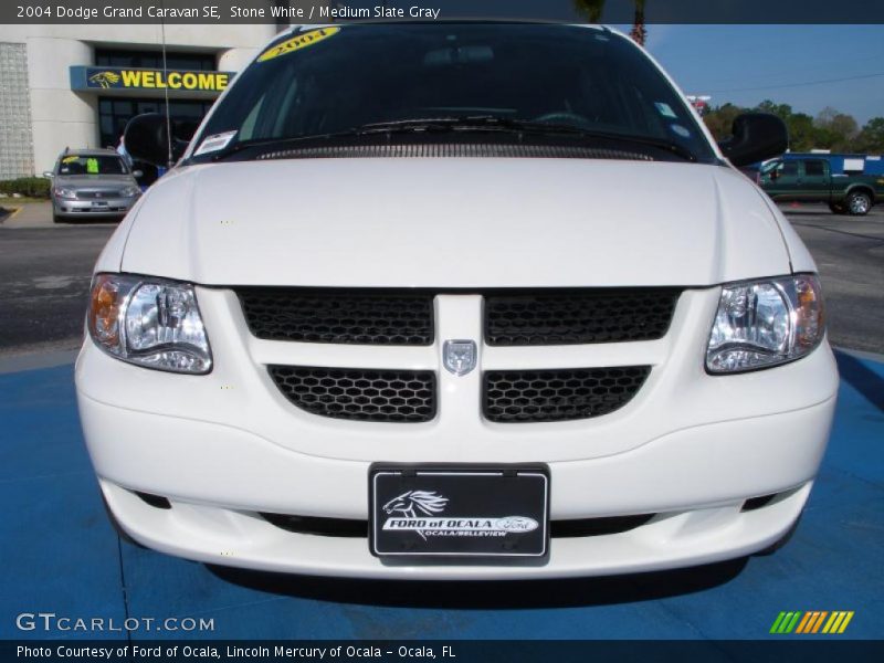 Stone White / Medium Slate Gray 2004 Dodge Grand Caravan SE