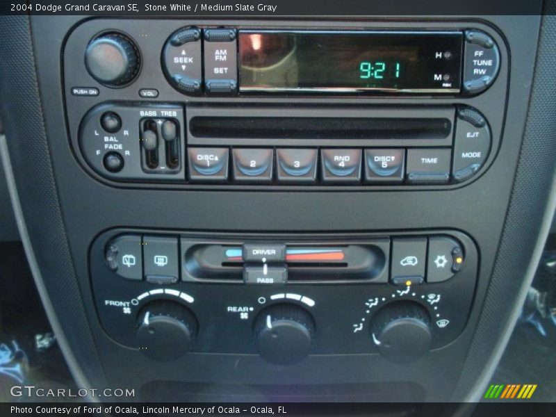 Stone White / Medium Slate Gray 2004 Dodge Grand Caravan SE