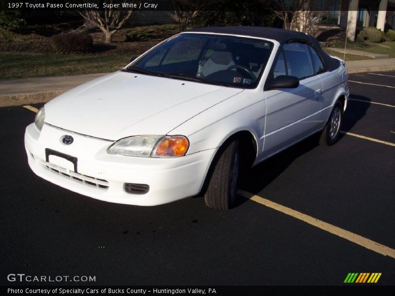 Super White / Gray 1997 Toyota Paseo Convertible