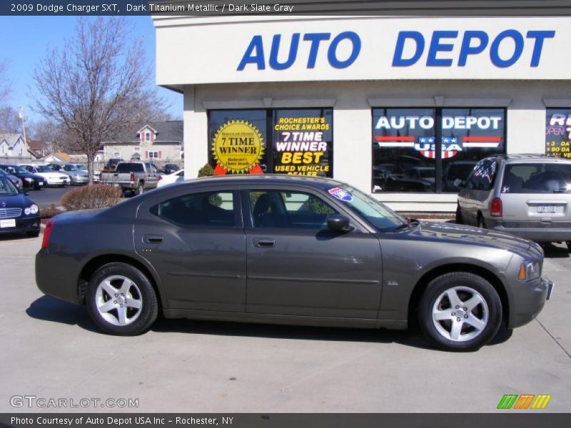 Dark Titanium Metallic / Dark Slate Gray 2009 Dodge Charger SXT