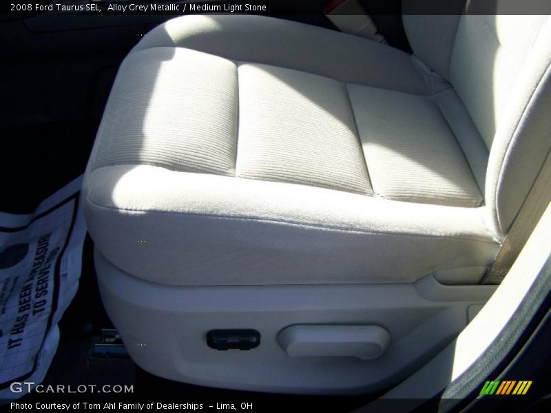 Alloy Grey Metallic / Medium Light Stone 2008 Ford Taurus SEL