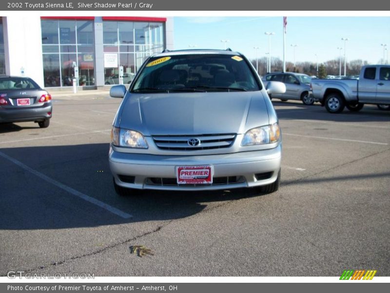 Silver Shadow Pearl / Gray 2002 Toyota Sienna LE