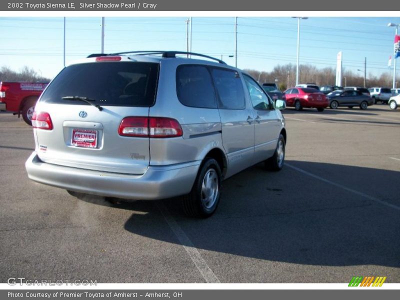 Silver Shadow Pearl / Gray 2002 Toyota Sienna LE