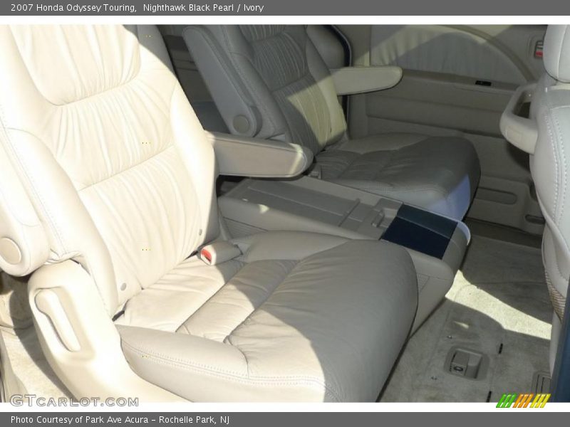 Nighthawk Black Pearl / Ivory 2007 Honda Odyssey Touring