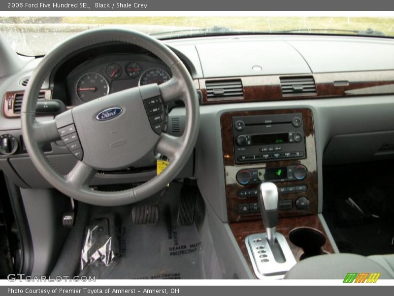 Black / Shale Grey 2006 Ford Five Hundred SEL