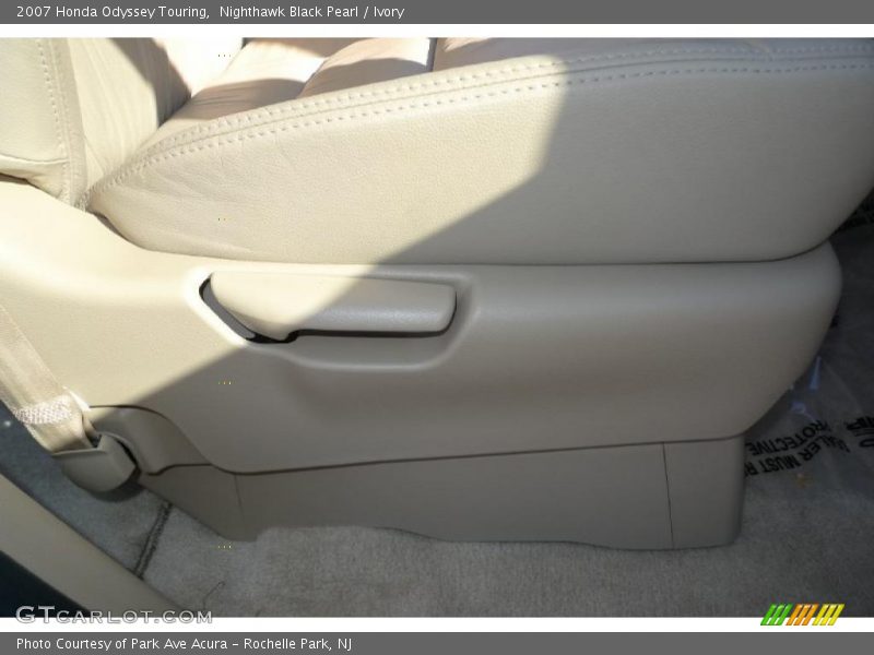 Nighthawk Black Pearl / Ivory 2007 Honda Odyssey Touring