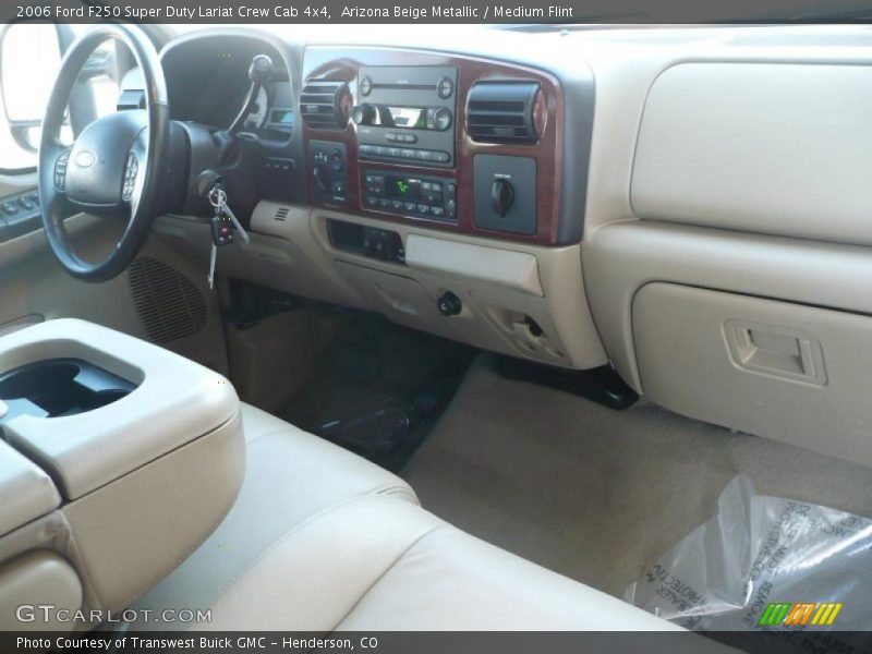 Arizona Beige Metallic / Medium Flint 2006 Ford F250 Super Duty Lariat Crew Cab 4x4