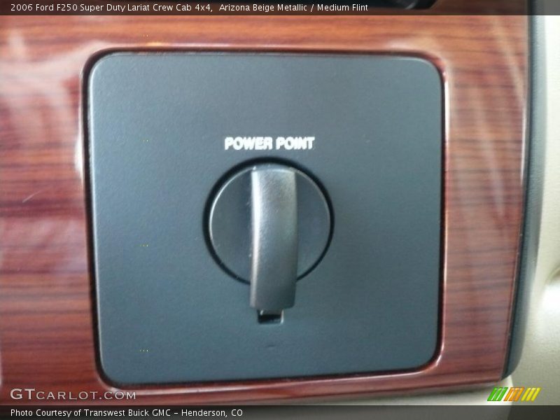 Arizona Beige Metallic / Medium Flint 2006 Ford F250 Super Duty Lariat Crew Cab 4x4