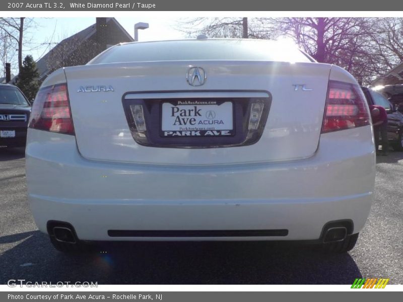 White Diamond Pearl / Taupe 2007 Acura TL 3.2