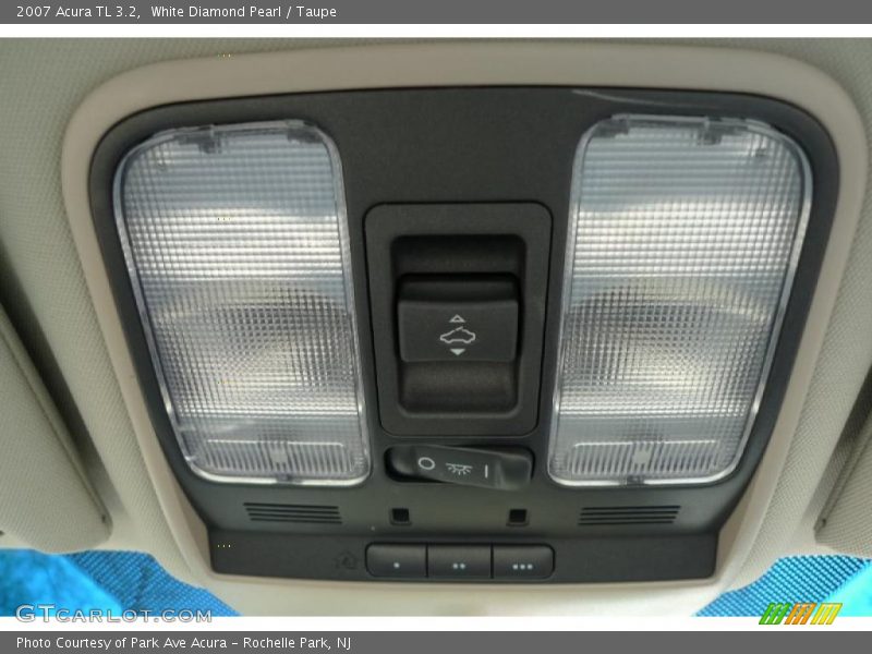 White Diamond Pearl / Taupe 2007 Acura TL 3.2