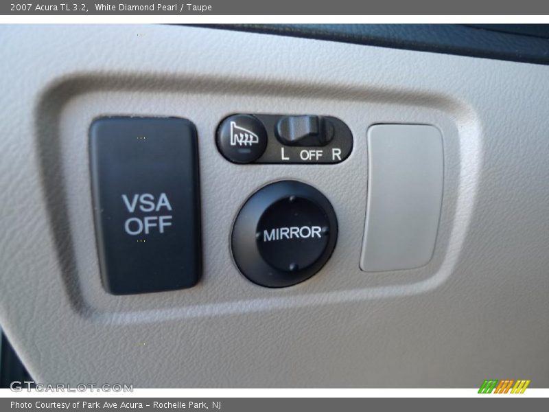 White Diamond Pearl / Taupe 2007 Acura TL 3.2