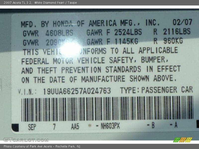 White Diamond Pearl / Taupe 2007 Acura TL 3.2