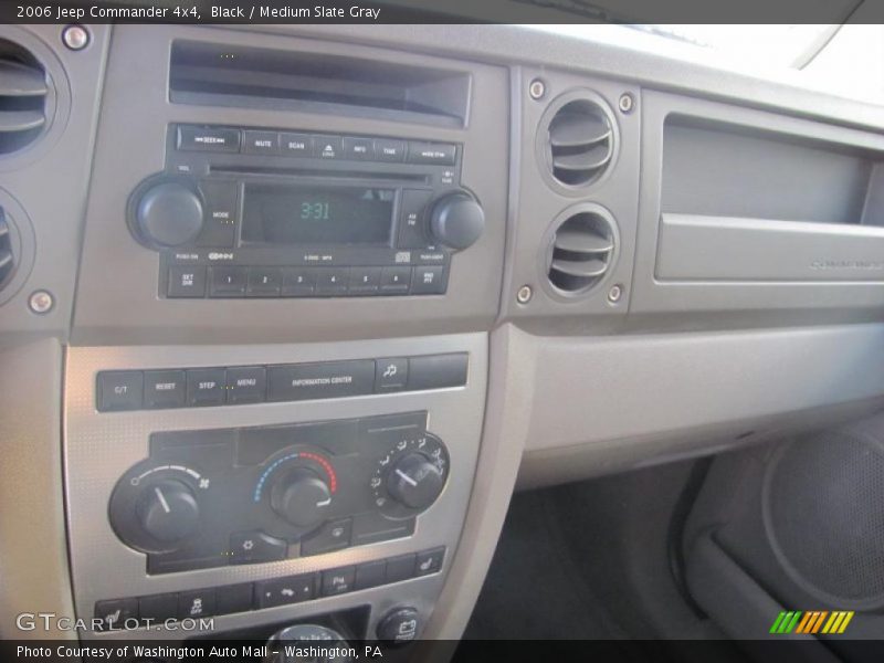 Black / Medium Slate Gray 2006 Jeep Commander 4x4