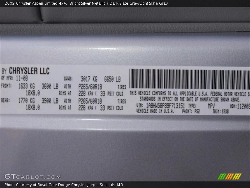 Bright Silver Metallic / Dark Slate Gray/Light Slate Gray 2009 Chrysler Aspen Limited 4x4