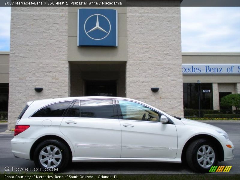 Alabaster White / Macadamia 2007 Mercedes-Benz R 350 4Matic