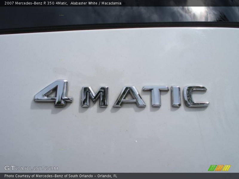 Alabaster White / Macadamia 2007 Mercedes-Benz R 350 4Matic