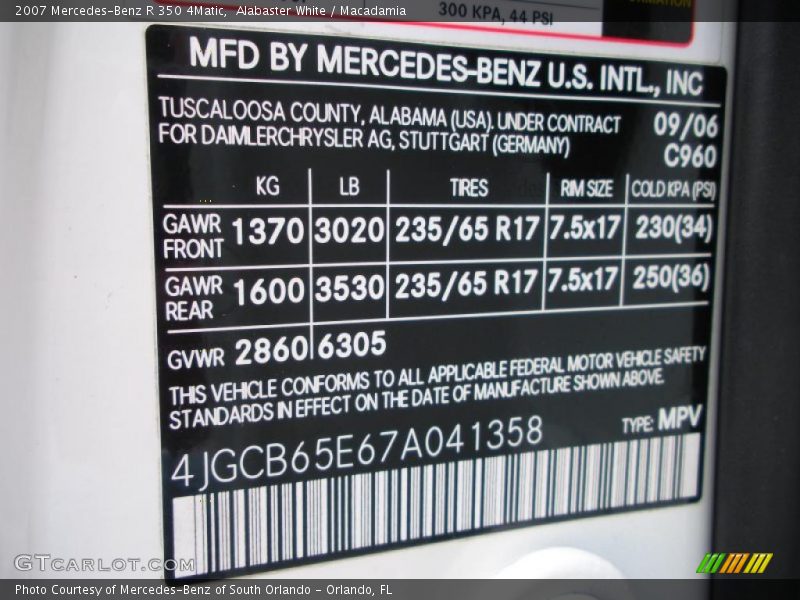 Alabaster White / Macadamia 2007 Mercedes-Benz R 350 4Matic