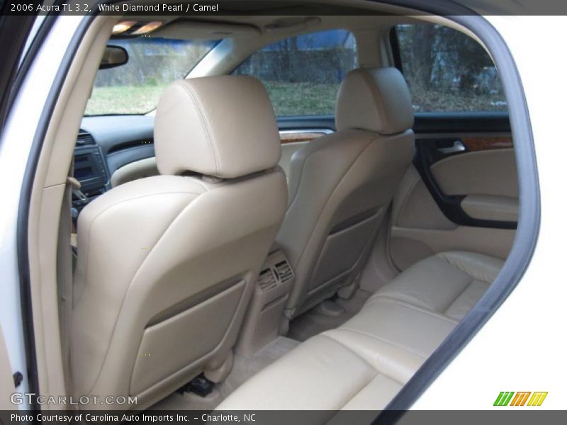 White Diamond Pearl / Camel 2006 Acura TL 3.2