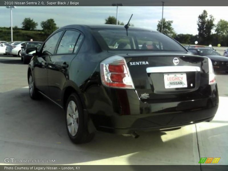 Super Black / Beige 2010 Nissan Sentra 2.0