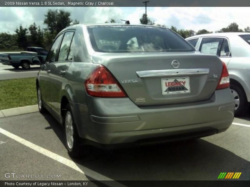Magnetic Gray / Charcoal 2009 Nissan Versa 1.8 SL Sedan