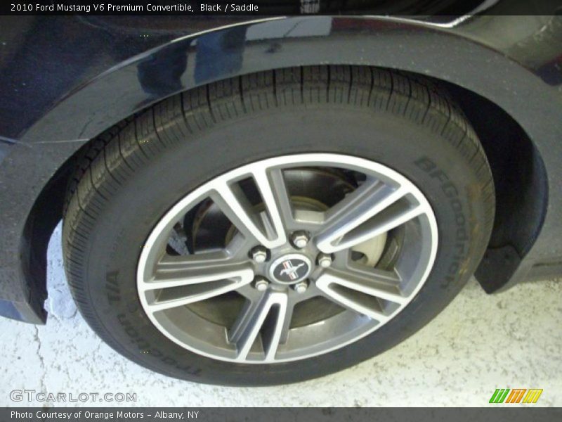 Black / Saddle 2010 Ford Mustang V6 Premium Convertible