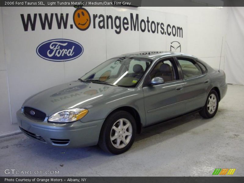 Light Tundra Metallic / Medium/Dark Flint Grey 2006 Ford Taurus SEL