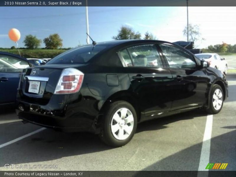 Super Black / Beige 2010 Nissan Sentra 2.0