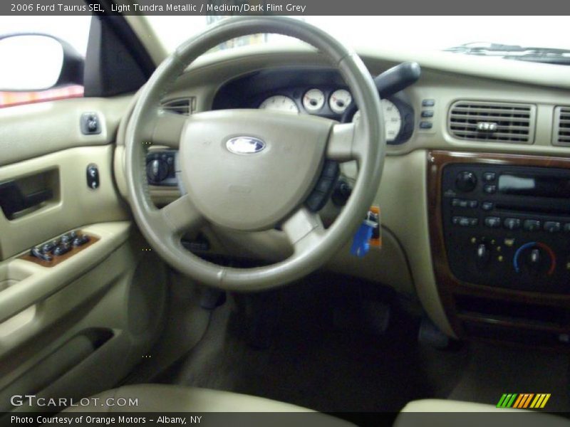Light Tundra Metallic / Medium/Dark Flint Grey 2006 Ford Taurus SEL