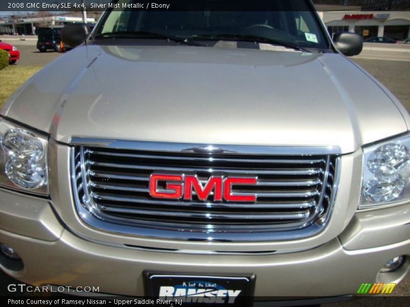 Silver Mist Metallic / Ebony 2008 GMC Envoy SLE 4x4