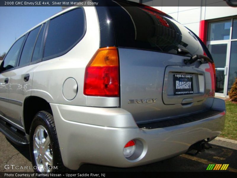 Silver Mist Metallic / Ebony 2008 GMC Envoy SLE 4x4
