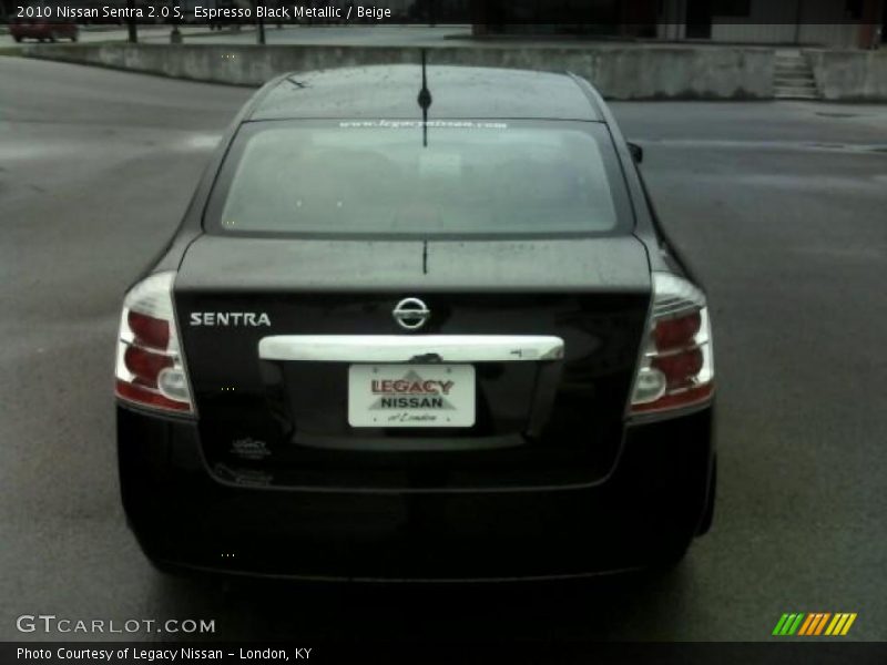 Espresso Black Metallic / Beige 2010 Nissan Sentra 2.0 S