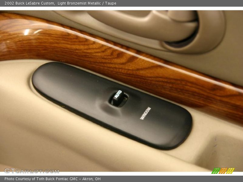 Light Bronzemist Metallic / Taupe 2002 Buick LeSabre Custom