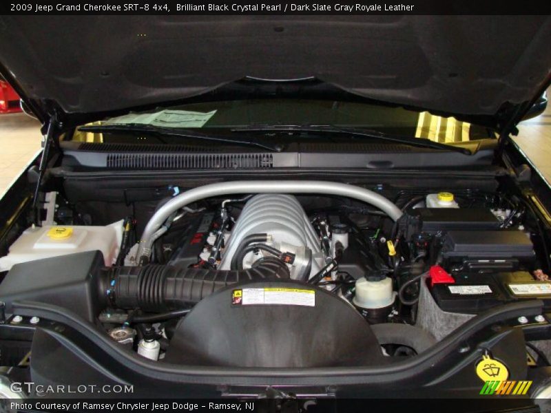 Brilliant Black Crystal Pearl / Dark Slate Gray Royale Leather 2009 Jeep Grand Cherokee SRT-8 4x4