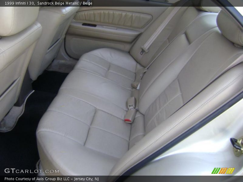 Sandrock Beige Metallic / Beige 1999 Infiniti I 30