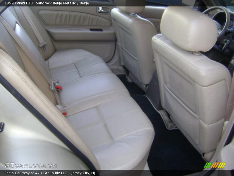 Sandrock Beige Metallic / Beige 1999 Infiniti I 30