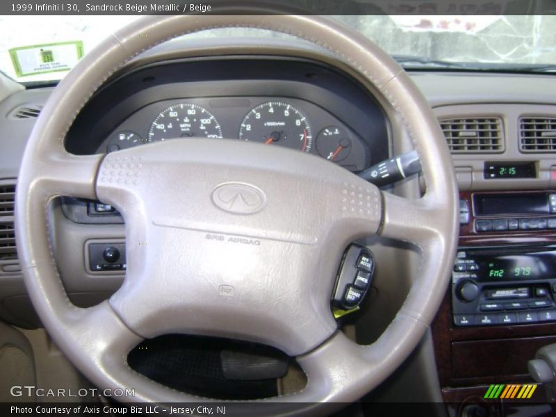 Sandrock Beige Metallic / Beige 1999 Infiniti I 30
