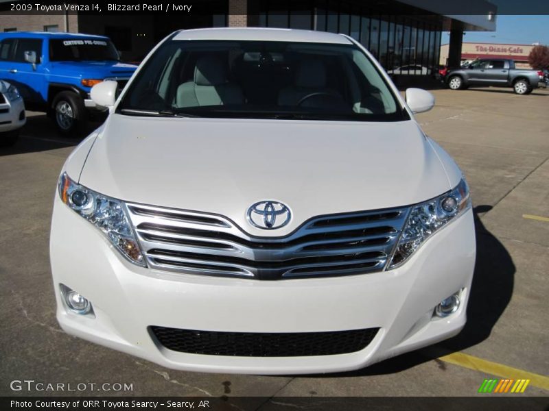Blizzard Pearl / Ivory 2009 Toyota Venza I4
