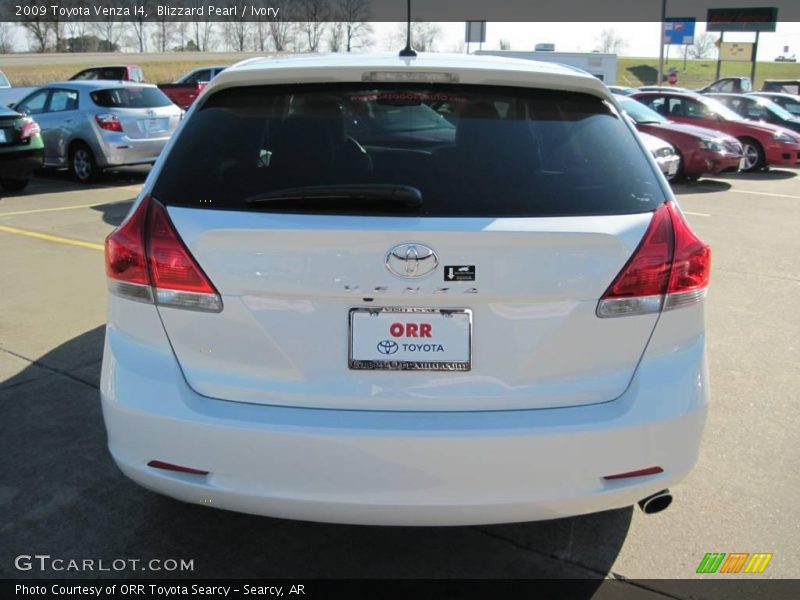 Blizzard Pearl / Ivory 2009 Toyota Venza I4