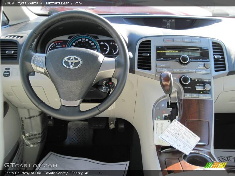 Blizzard Pearl / Ivory 2009 Toyota Venza I4