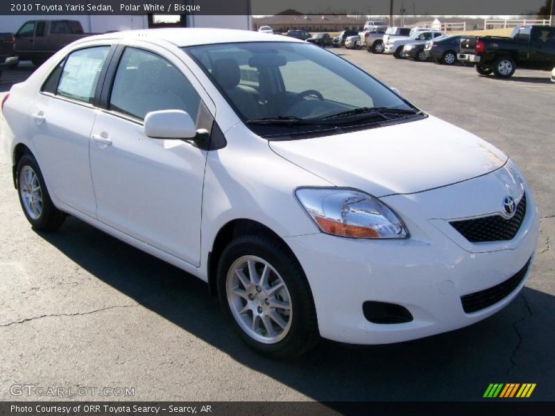 Polar White / Bisque 2010 Toyota Yaris Sedan