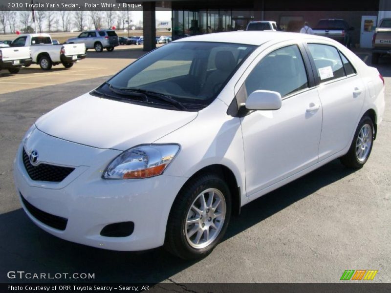 Polar White / Bisque 2010 Toyota Yaris Sedan