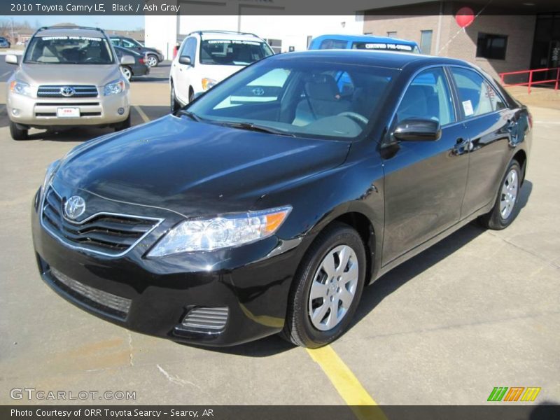 Black / Ash Gray 2010 Toyota Camry LE