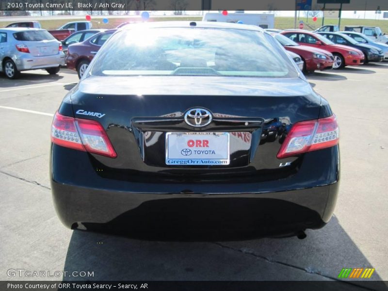 Black / Ash Gray 2010 Toyota Camry LE