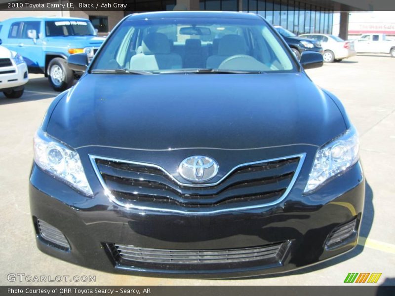 Black / Ash Gray 2010 Toyota Camry LE