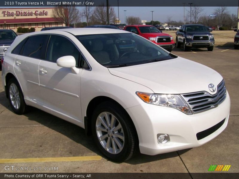 Blizzard White Pearl / Gray 2010 Toyota Venza I4