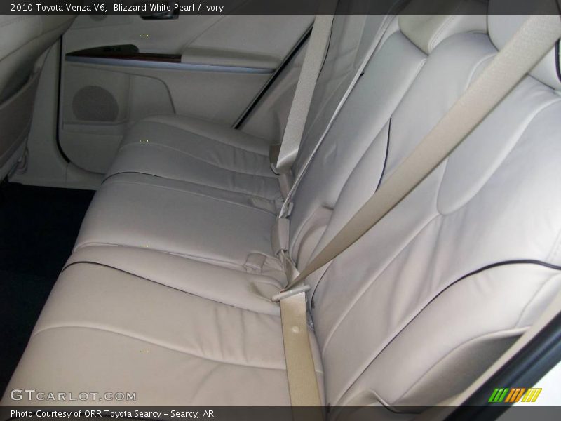 Blizzard White Pearl / Ivory 2010 Toyota Venza V6