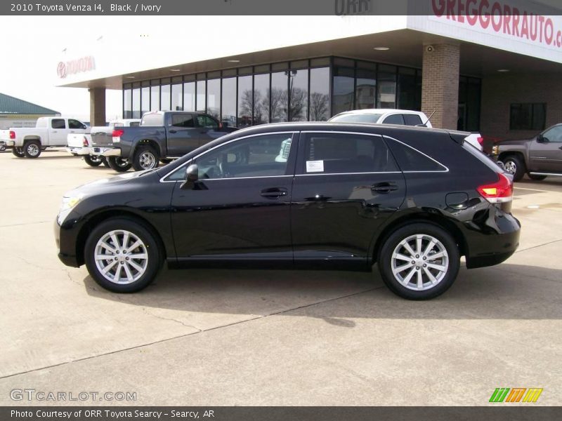 Black / Ivory 2010 Toyota Venza I4